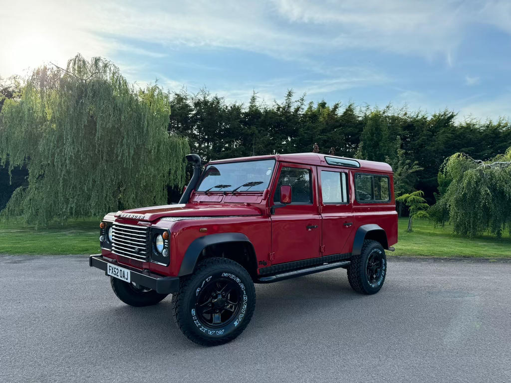 The Dogfender (Land Rover Defender) ready for a daycare doggy pickup